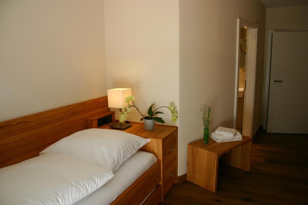 Rieslinghof Hotel Wachenheim an der Weinstrasse Bagian luar foto