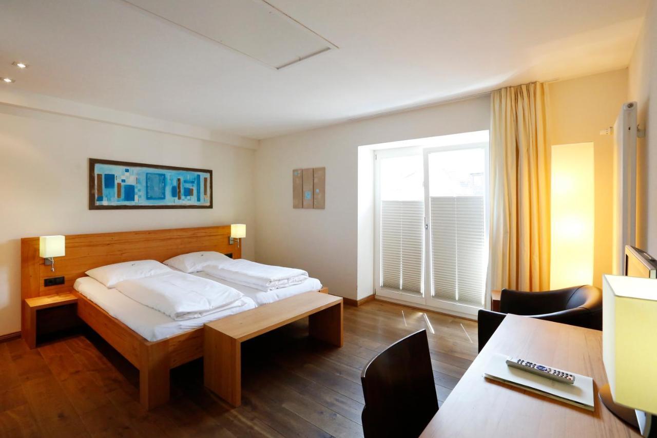 Rieslinghof Hotel Wachenheim an der Weinstrasse Bagian luar foto