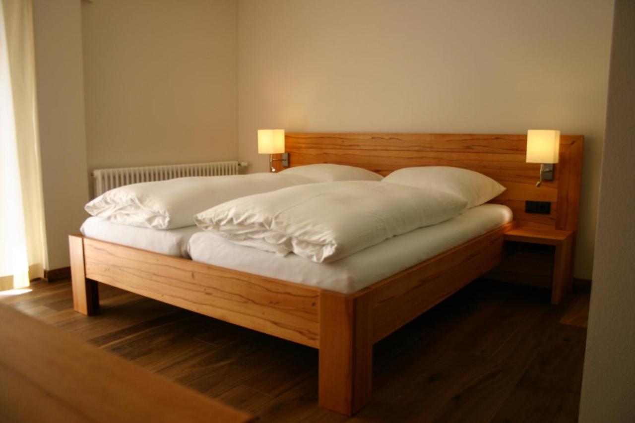 Rieslinghof Hotel Wachenheim an der Weinstrasse Bagian luar foto