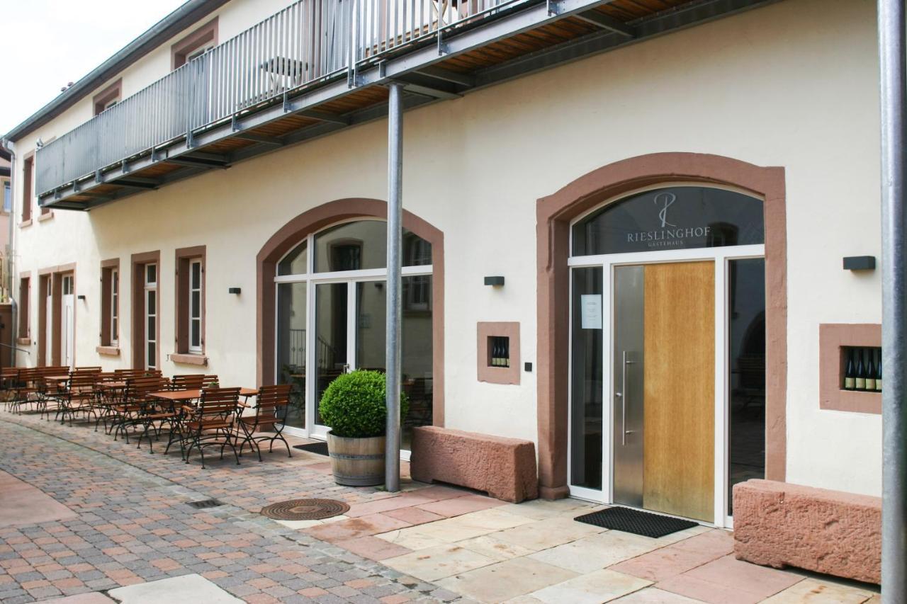Rieslinghof Hotel Wachenheim an der Weinstrasse Bagian luar foto